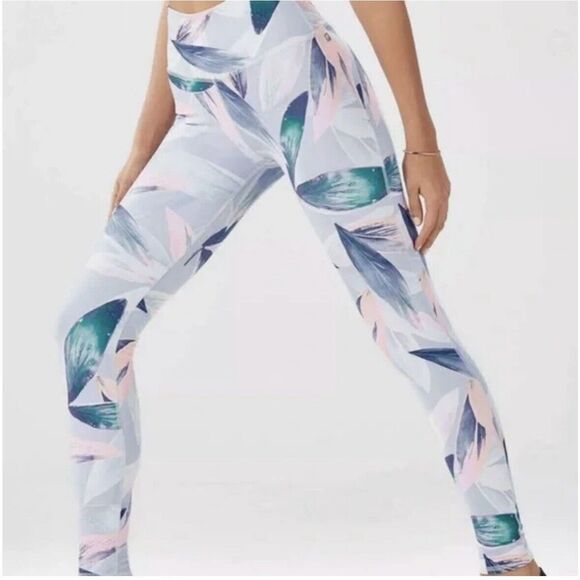 Fabletics Pastel Leaf Print Leggings Size XS - Picture 1 of 9